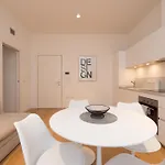 Xenia Milano - 2Rooms Apt In Via Petrella 4 D