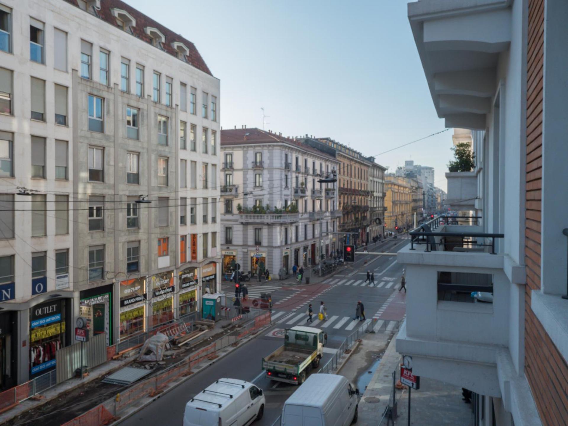 Apartment Xenia - 2rooms In Via Petrella 4 D Milan